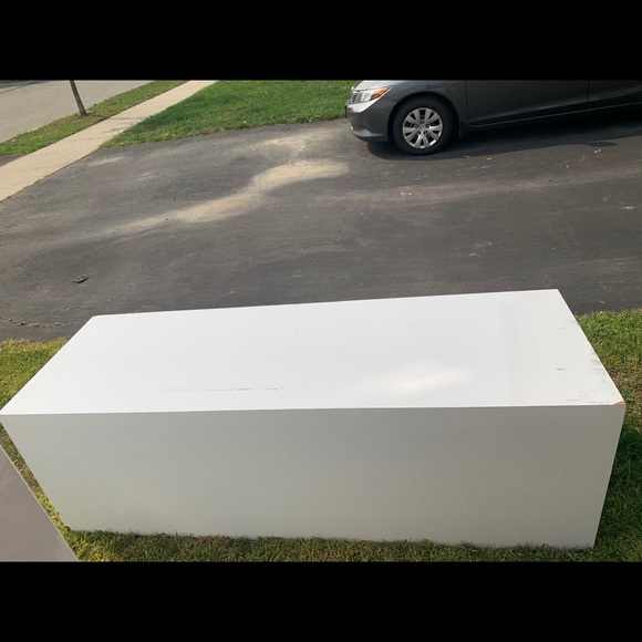 Dresser Table - Picture 2 of 4